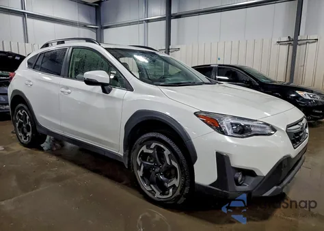 2022 Subaru Crosstrek Limited z USA, uszkodzony, nr VIN JF2GTHMC7N8200196